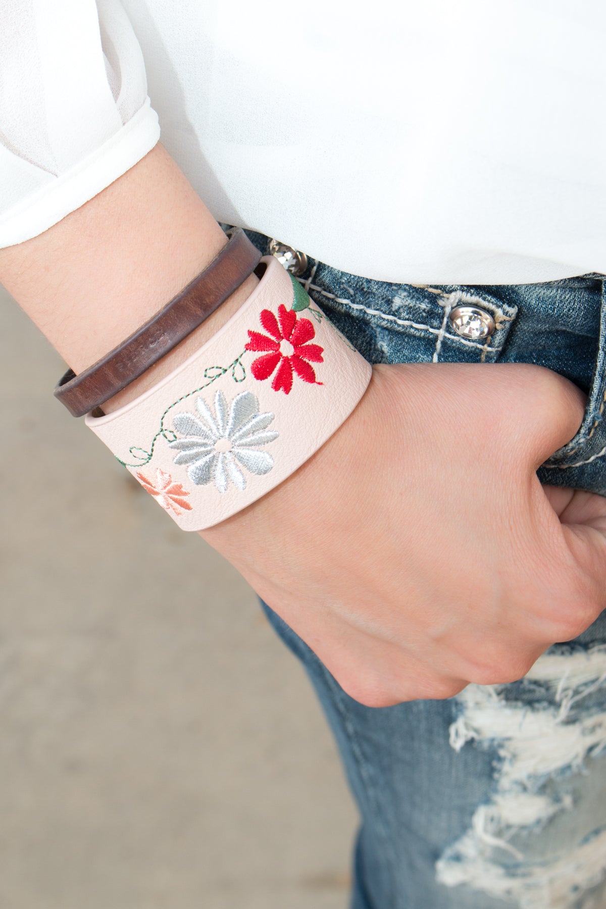 Embroidered leather bracelet shop